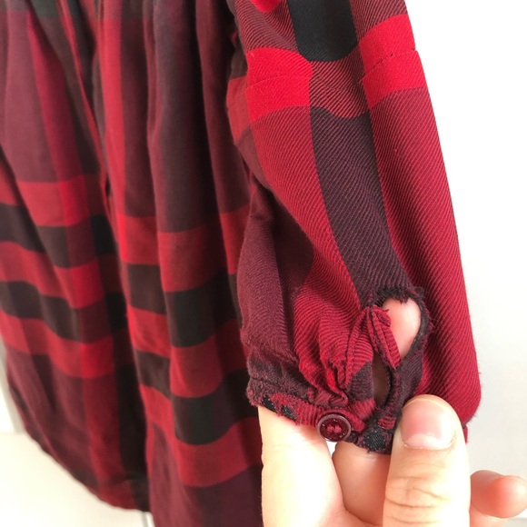 Burberry girls red dress - Picture 3 of 6